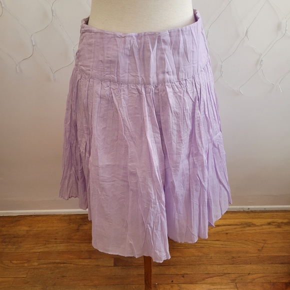 Lavender Skirt by INC / Crushed Cotton Pleats / Zipper Entry / Size 8 - Picture 4 of 5